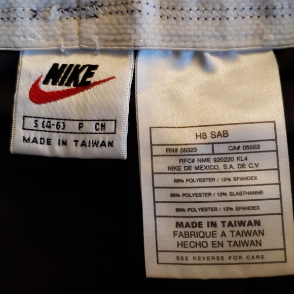 Nike Shorts - Picture 4 of 10